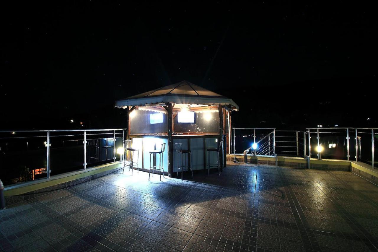 Апартаменти Deluxemaisonettes In Panoramic Roof Complex Балчик Екстер'єр фото